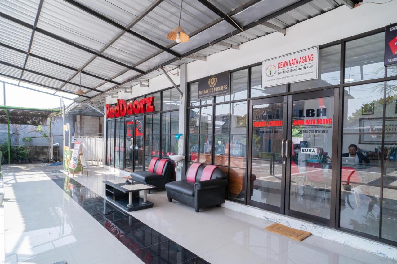 Reddoorz Syariah At Winong Nganjuk Ξενοδοχείο Εξωτερικό φωτογραφία
